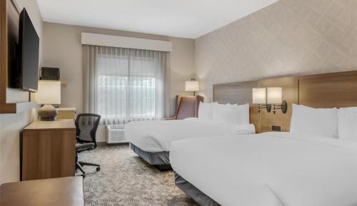 Queen Room with Two Queen Beds with Shower