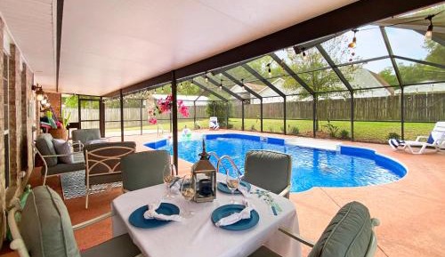 Four-Bedroom Holiday Home