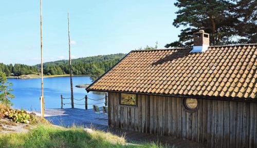 Three-Bedroom Holiday Home 