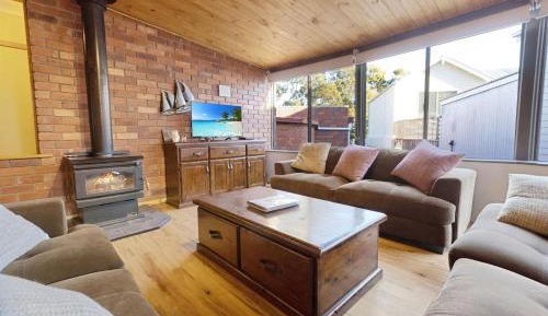 Two-Bedroom Holiday Home