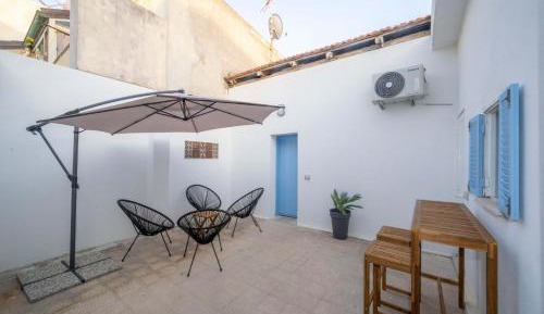One-Bedroom House