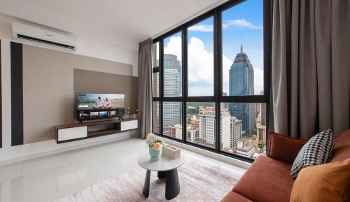 Majestic @ KLCC Cityview 1BR Unit（Living Room/Kitchen/ Refrigerator/Washer-Dryer/Parking Space/Rooftop Infinity Public Pool）