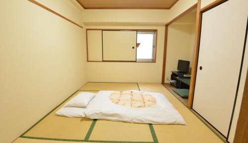 Japanese-Style Room