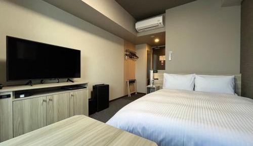 Double Room with Small Double Bed - Smoking - Heated Tobacco Only