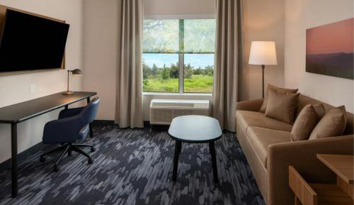 King Suite with Sofa Bed 