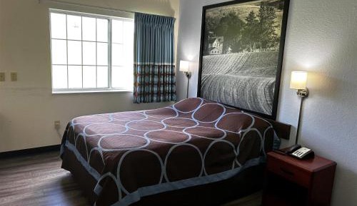 King Room - Non-Smoking