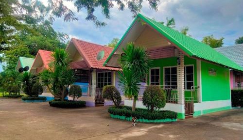 Standard Twin Room with Garden View