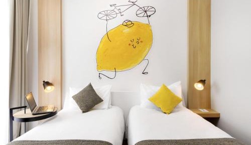 Design Room with Two Single Beds