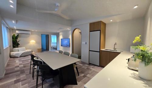 Three-Bedroom Premium Apartment