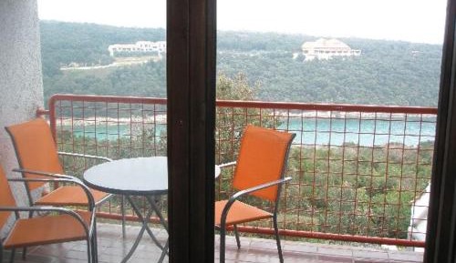 Studio Apartment with Sea View