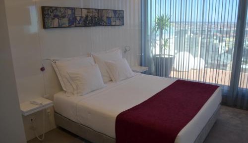 Deluxe Suite with Sea View