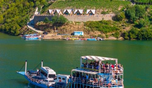 Quadruple Room with Balcony