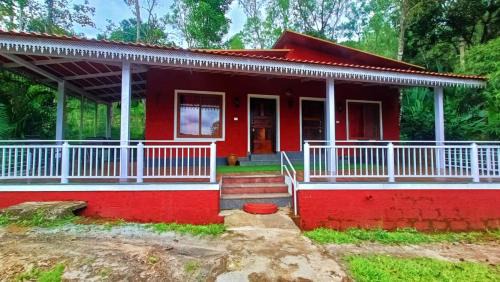 Deluxe Double Room (2 Adults + 1 Child)