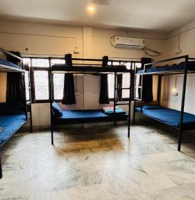Bed in 10-Bed Mixed Dormitory Room