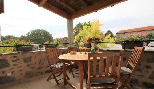 Holiday Home (4 Adults)