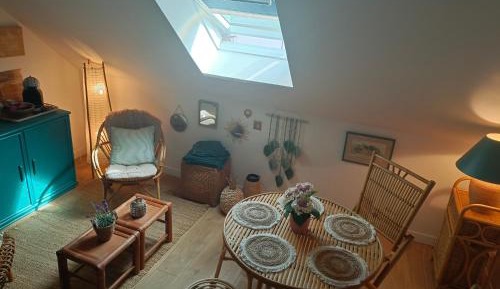 Double or Twin Room with Shared Bathroom