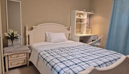 Single Room with Shared Shower and Toilet