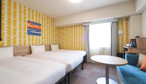 Modern Japanese-style Twin Room with Microwave and Washingmachine