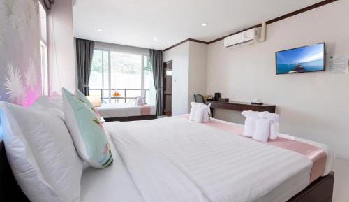 Deluxe Triple Room