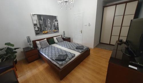 Large Double Room