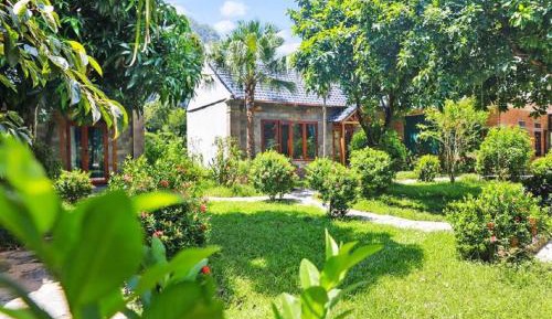 Quadruple Room with Private Bathroom