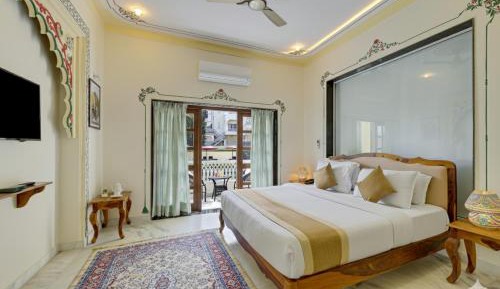 Superior Suite