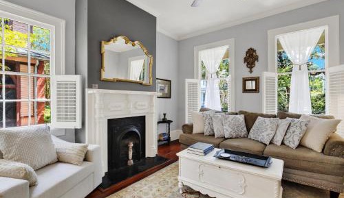 Three-Bedroom Holiday Home 