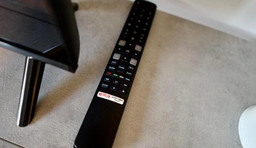 One-Bedroom Apartment with Balcony