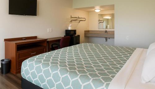 Standard King Room