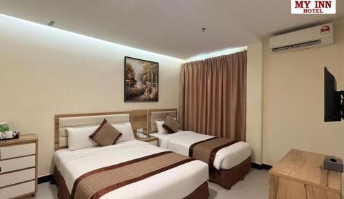 Deluxe Family Room