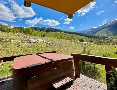 Deluxe Suite with Spa Bath