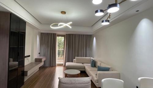 Two-Bedroom Deluxe Apartment with Balcony