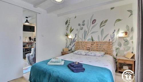 Deluxe Queen Suite