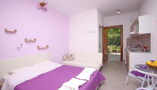 Two-Bedroom Apartment - 2 Bathroom with Sea View