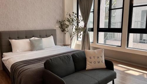 Queen Room