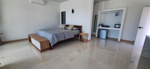 Villa - Beach Front