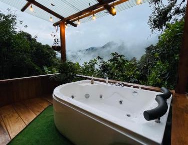 Deluxe Double Room with Bath