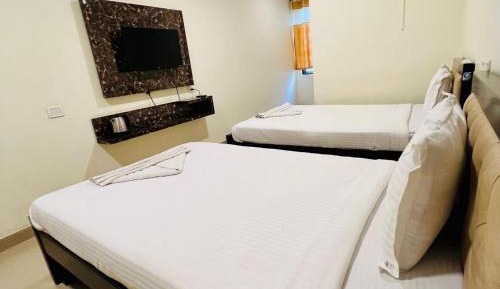 Double Room with Private Bathroom