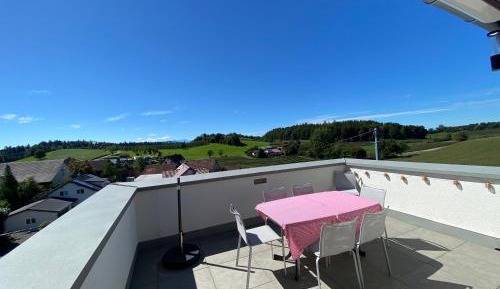 Three-Bedroom Apartment with Mountain View