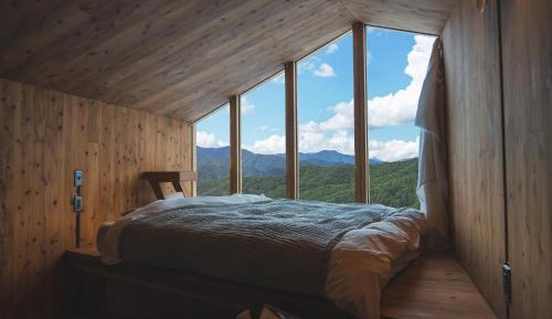 Suite with Hot Tub