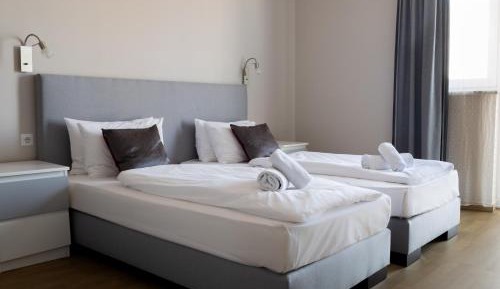 Standard Twin Room with Balcony