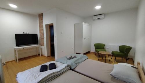 Twin Room with Bathroom