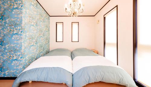 Triple Room with Shared Bathroom