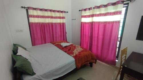 Family Room with Mountain View