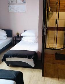 Quadruple Room with Bathroom