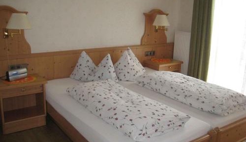 One-Bedroom Apartment (4 Adults) - 1