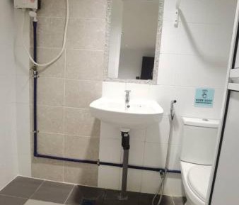 Twin Room with Shared Bathroom