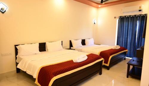 Suite with Mountain View