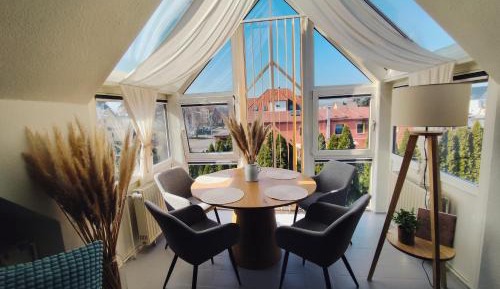 One-Bedroom Apartment with View