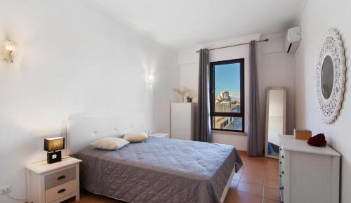 Superior One-Bedroom Apartment with Balcony